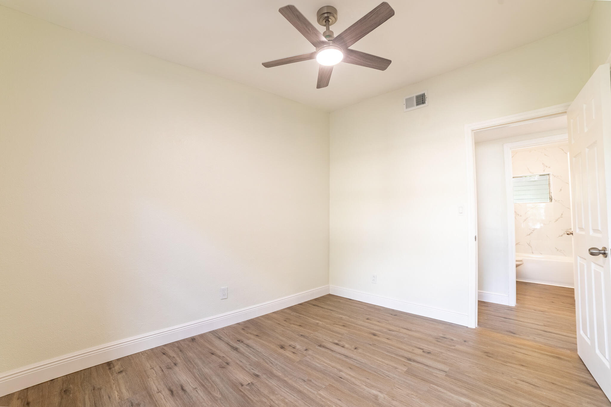 OKEECHOBEE ESTATES - Residential