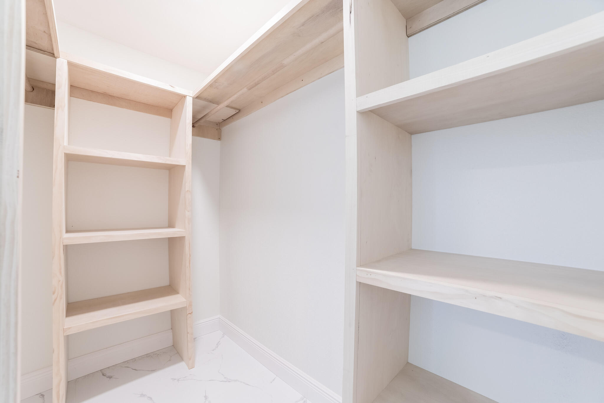 OKEECHOBEE ESTATES - Residential