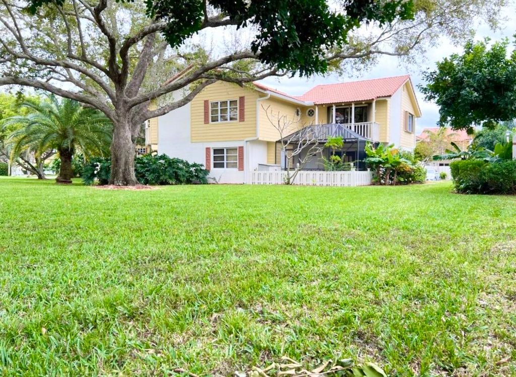 Photo of 166 Seabreeze Circle, Jupiter, FL 33477 (MLS # R10784798)