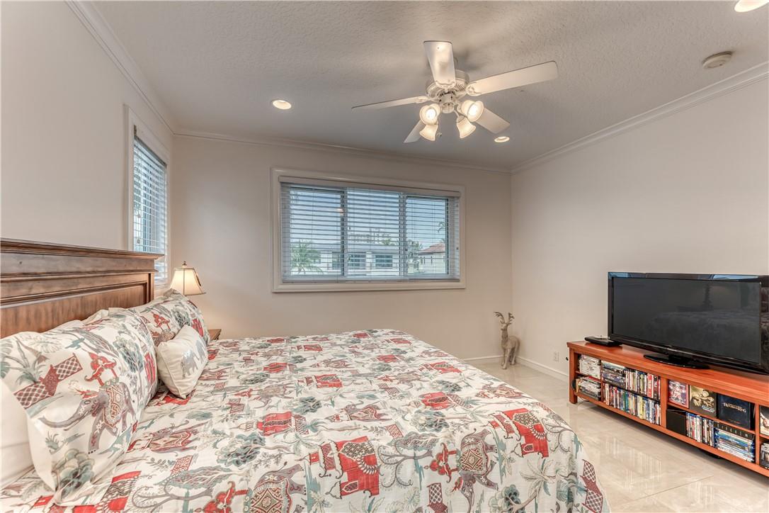 Venetian Isles 1st Sec 43 - Residential