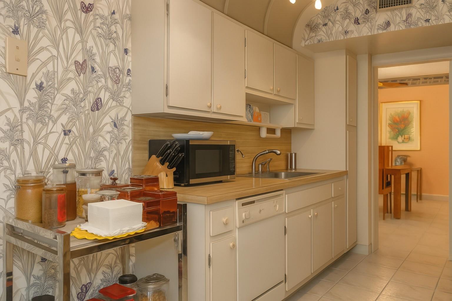 HILLCREST EAST - Residential