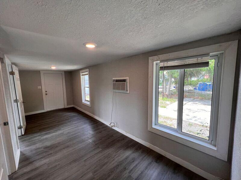 INLET CITY - Residential Lease