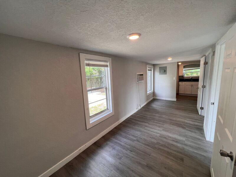 INLET CITY - Residential Lease