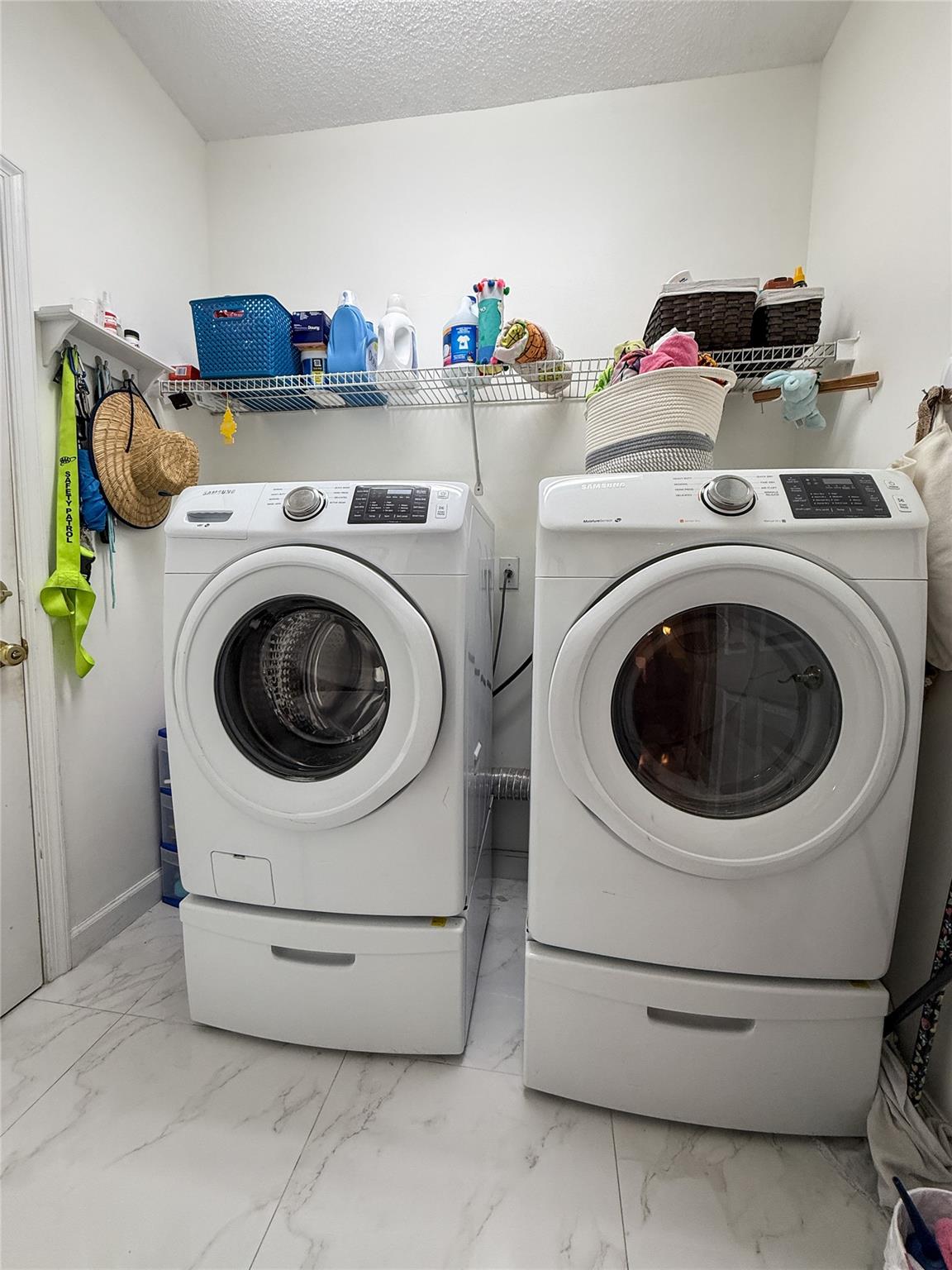 Regency Lakes At Coconut - Residential