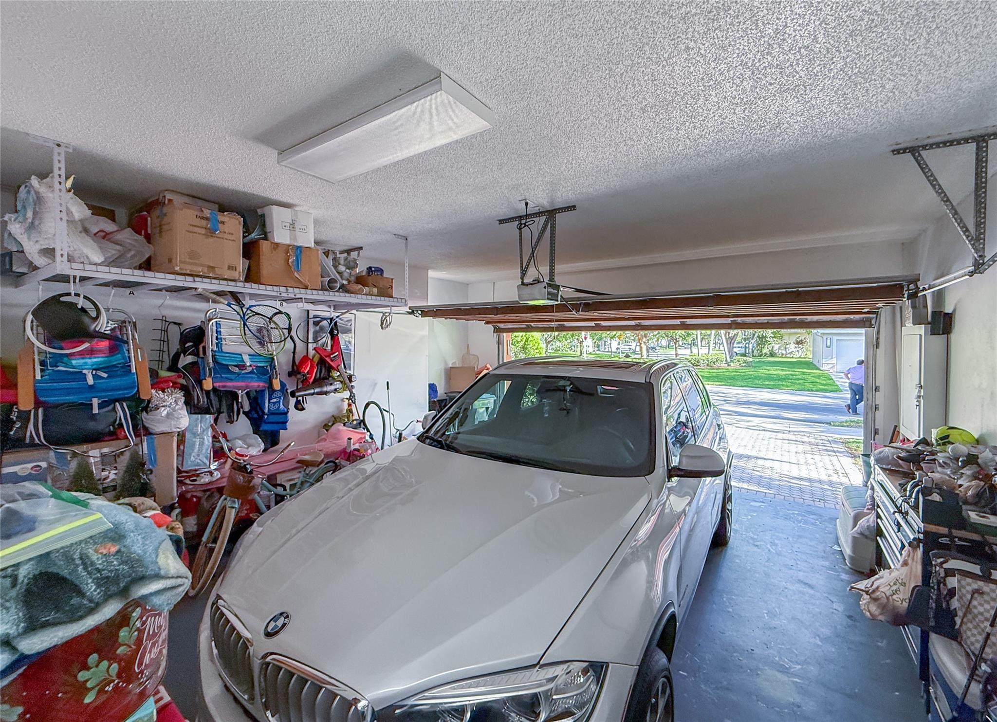 Regency Lakes At Coconut - Residential