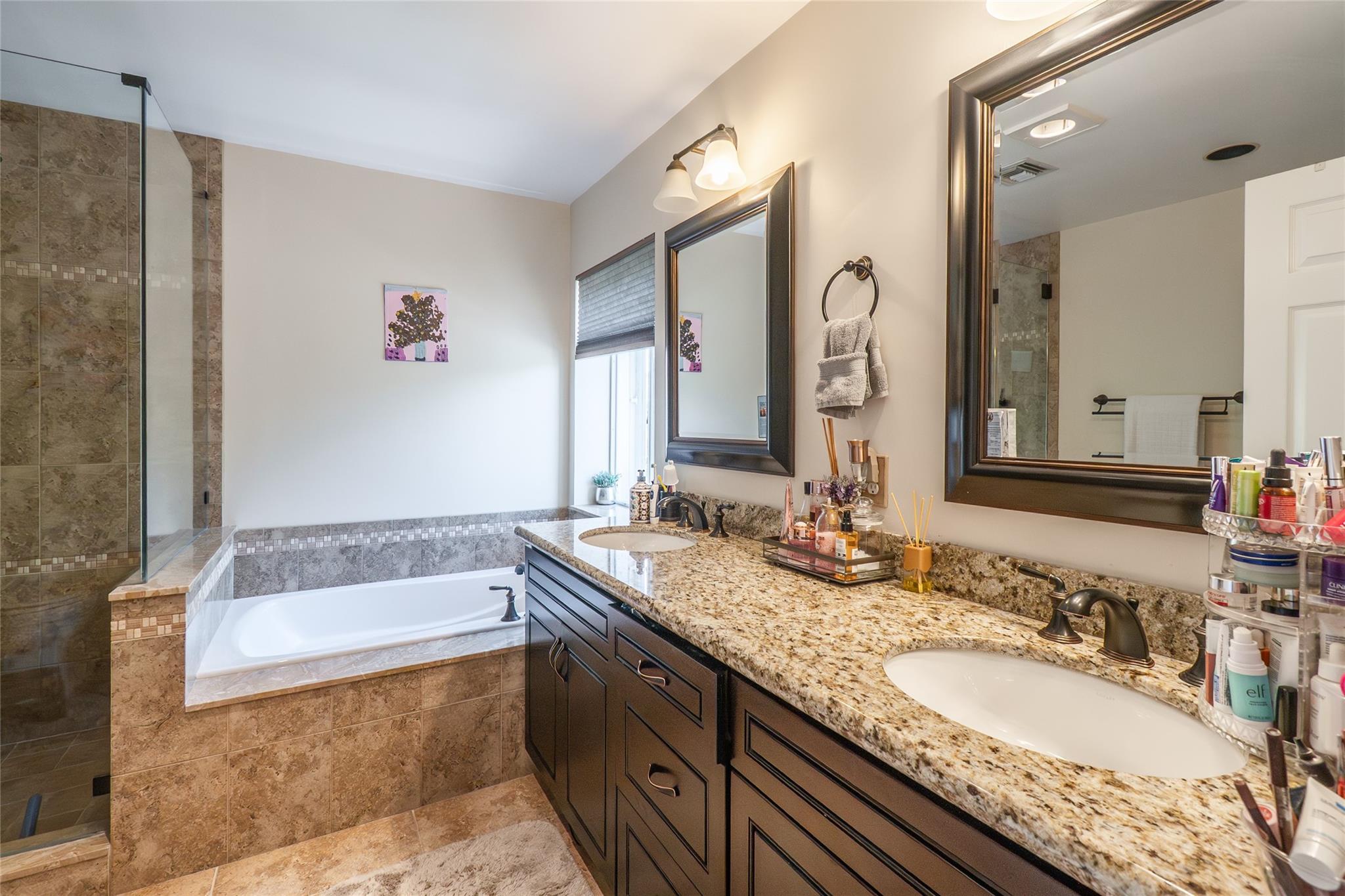 Regency Lakes At Coconut - Residential