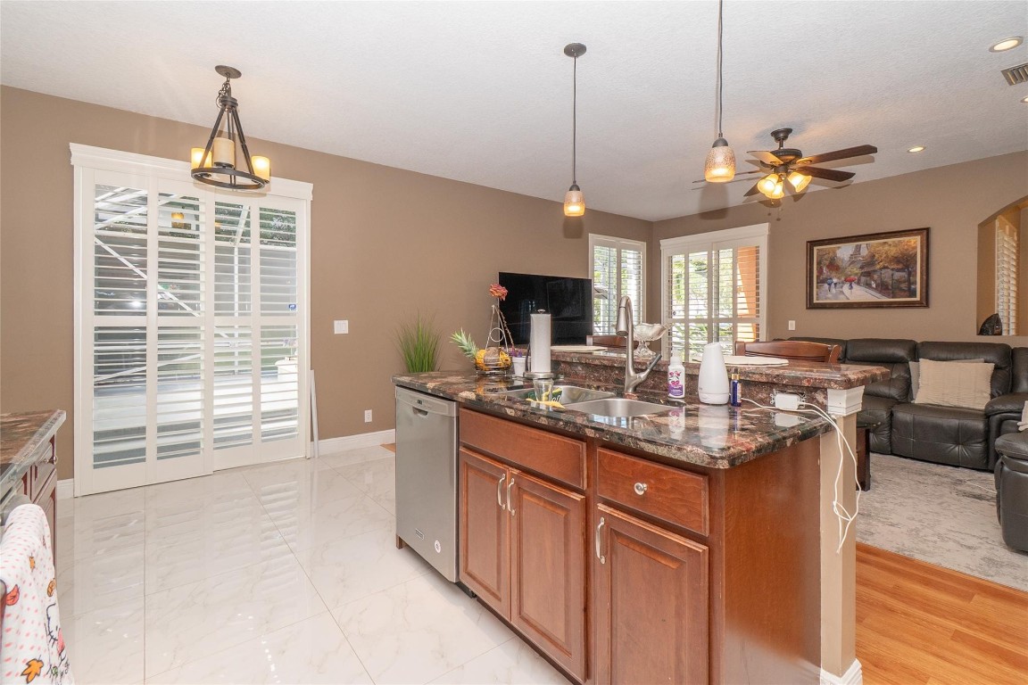 Regency Lakes At Coconut - Residential