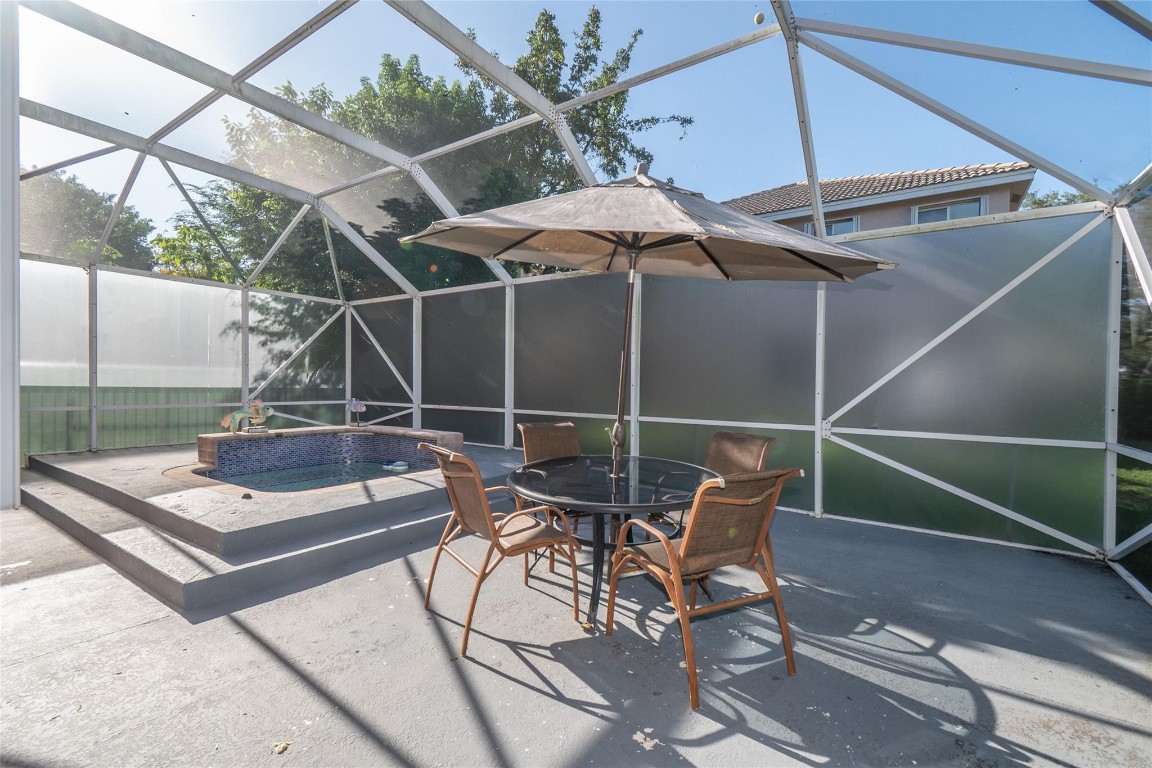 Regency Lakes At Coconut - Residential