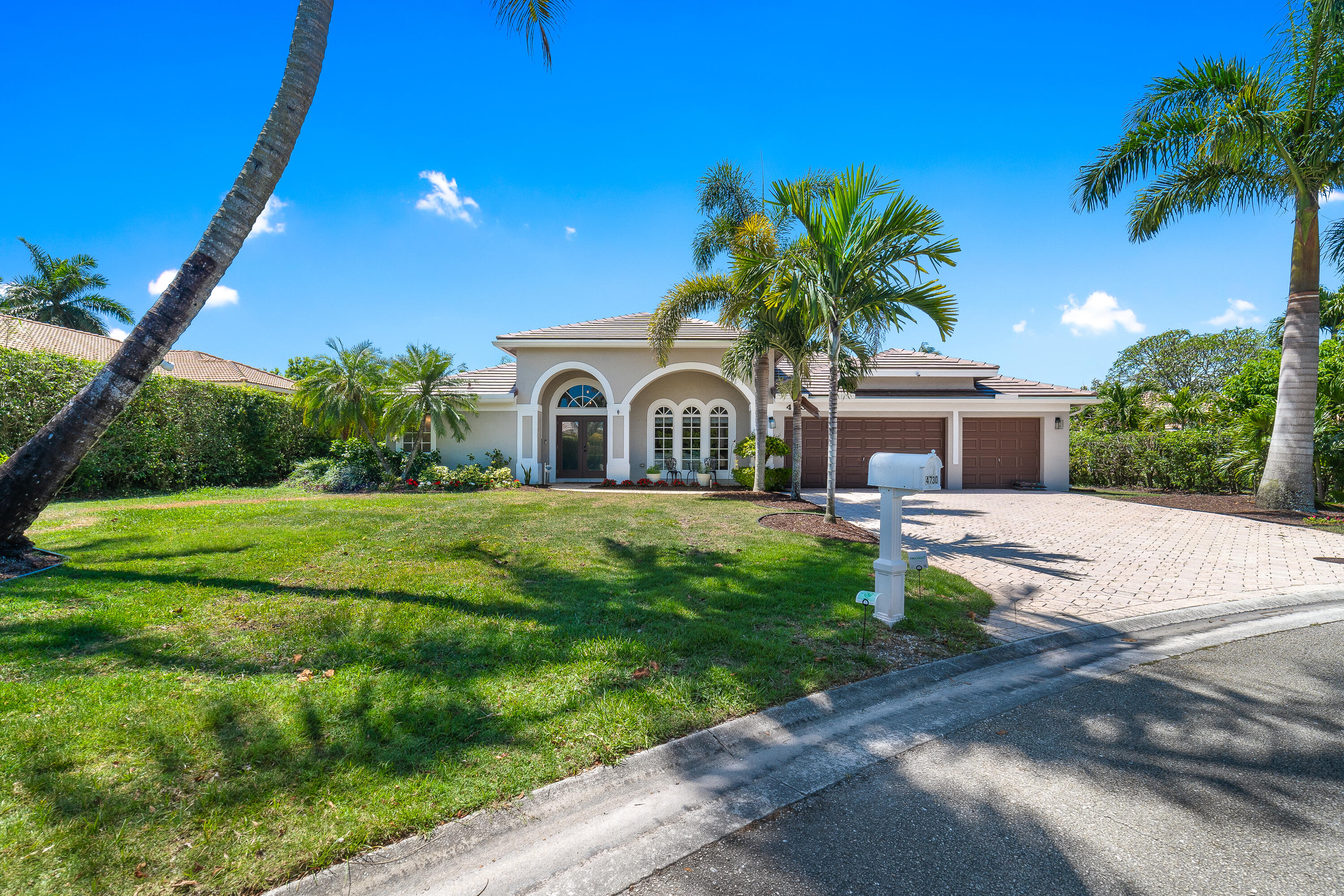 CYPRESS CREEK COUNTRY CLUB SW QUAD - Residential