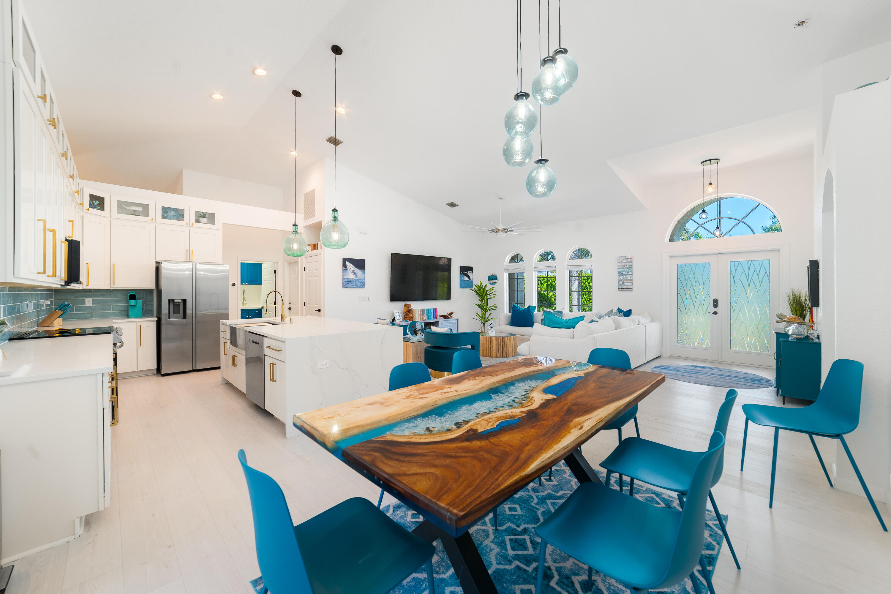 CYPRESS CREEK COUNTRY CLUB SW QUAD - Residential