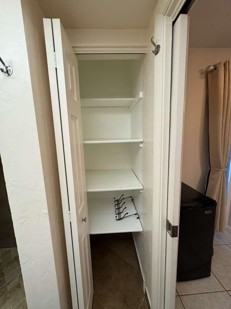 Ramblewood 76-49 B - Residential Lease