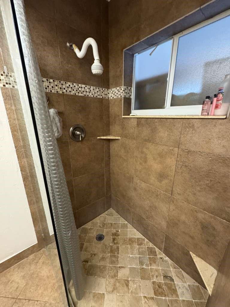 Ramblewood 76-49 B - Residential Lease