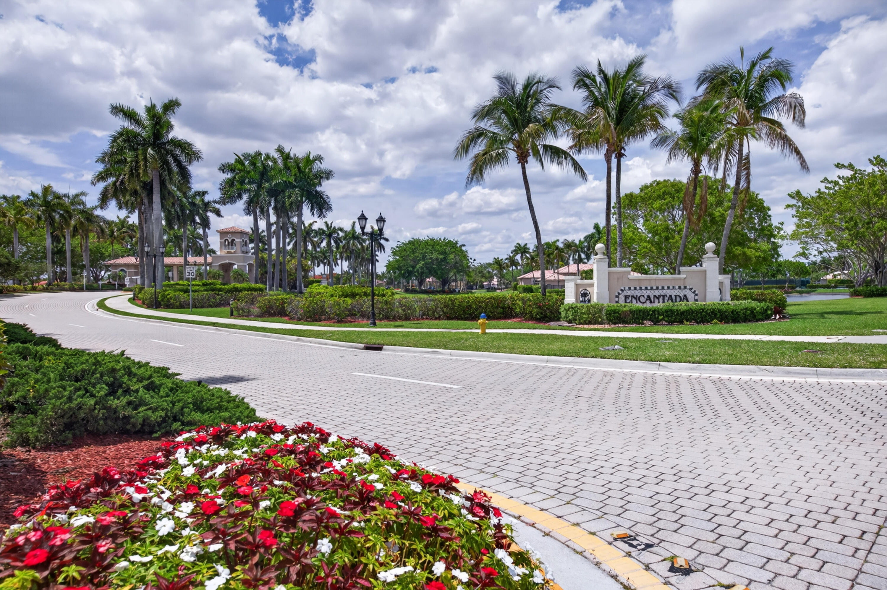VULCAN MATERIALS COMPANY PLAT - Residential