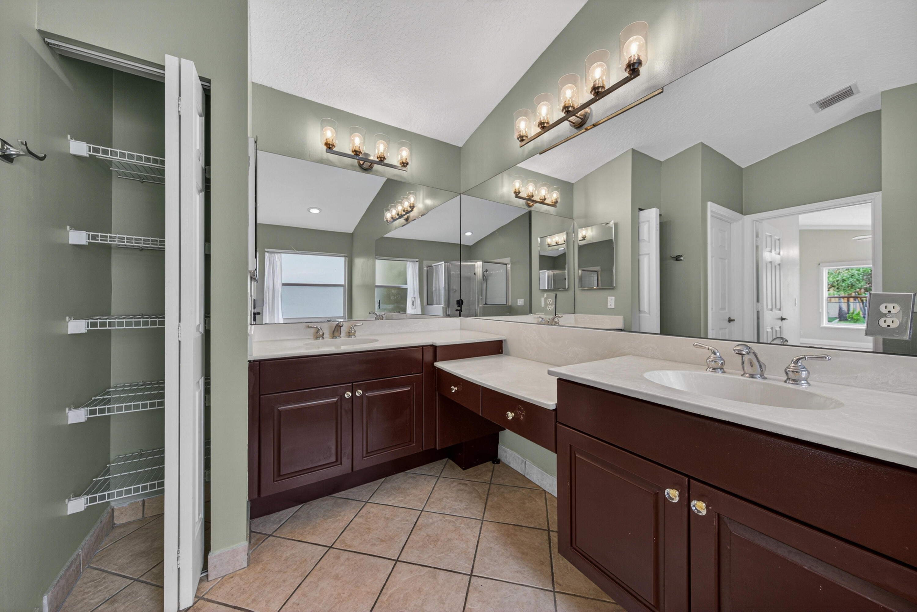 VULCAN MATERIALS COMPANY PLAT - Residential