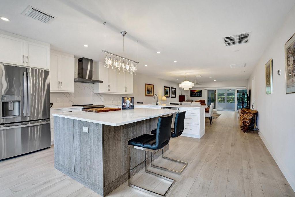 Photo of 1030 N Palm Lane #D, Delray Beach, FL 33445 (MLS # R11149948)