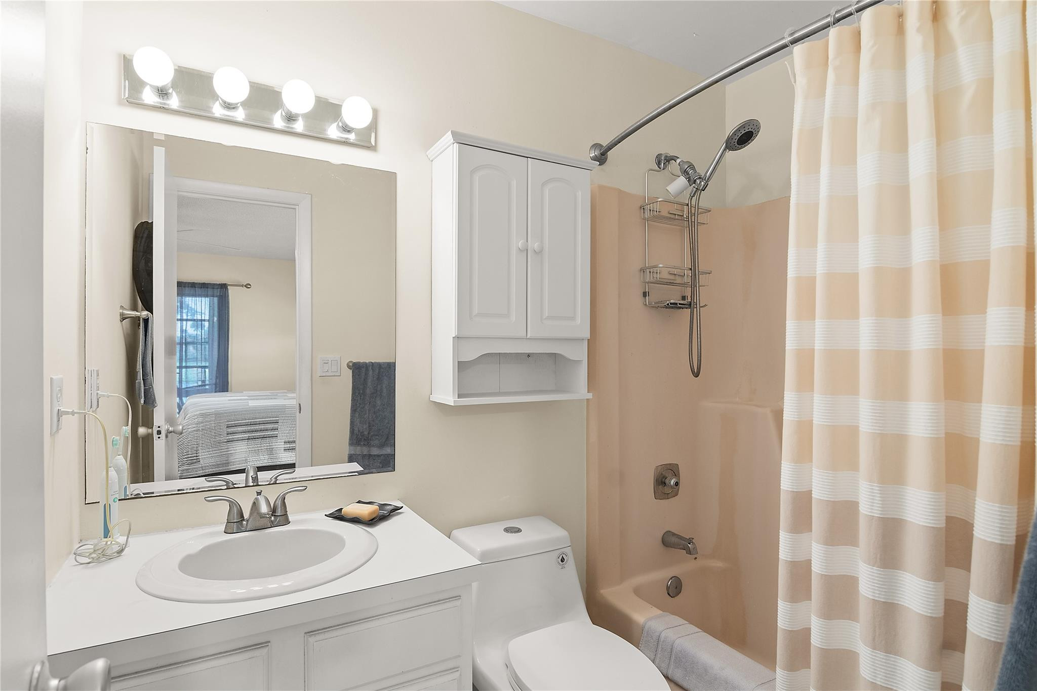 Vista Royale - Residential