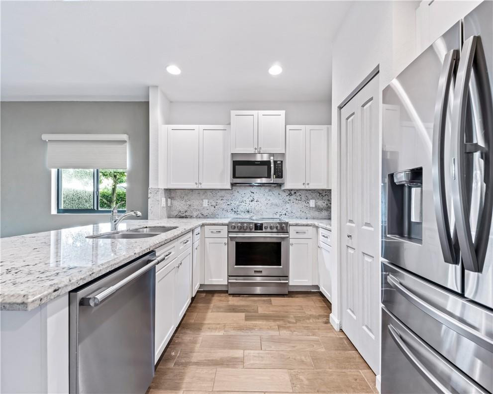 Dixie Landmark 155-10 B - Residential Lease