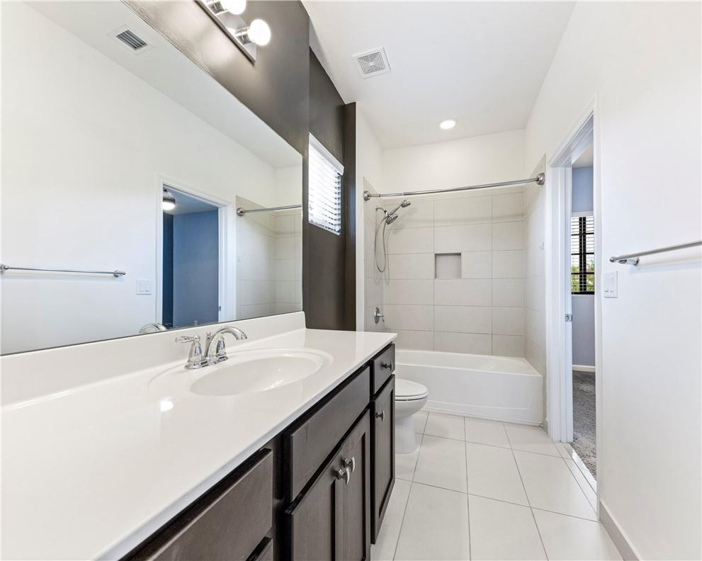 Dixie Landmark 155-10 B - Residential Lease