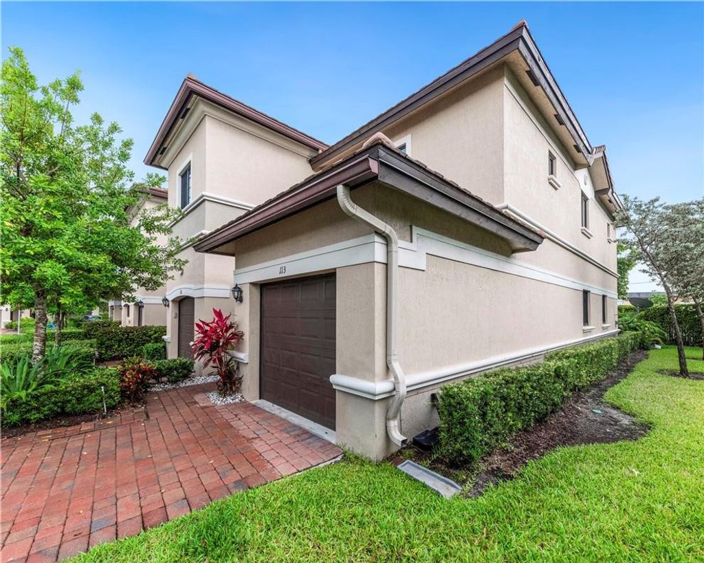 Photo of 4230 N Dixie Highway #113, Oakland Park, FL 33334 (MLS # F10555879)