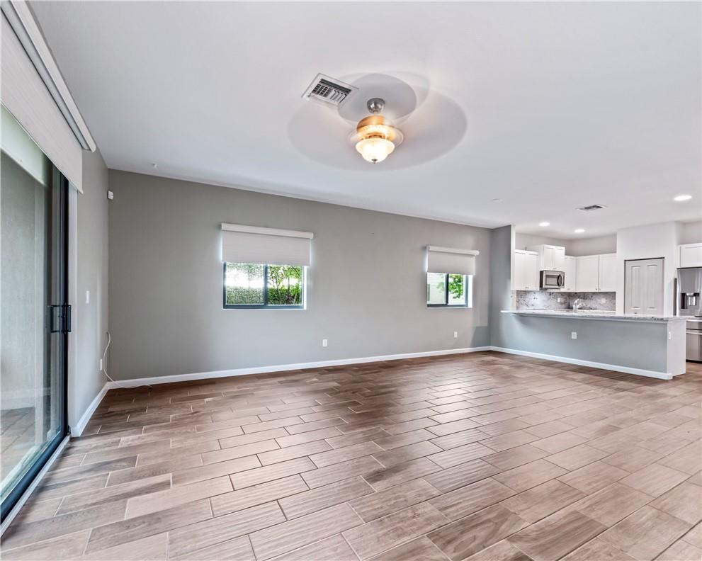 Dixie Landmark 155-10 B - Residential Lease