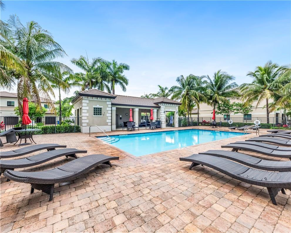 Dixie Landmark 155-10 B - Residential Lease