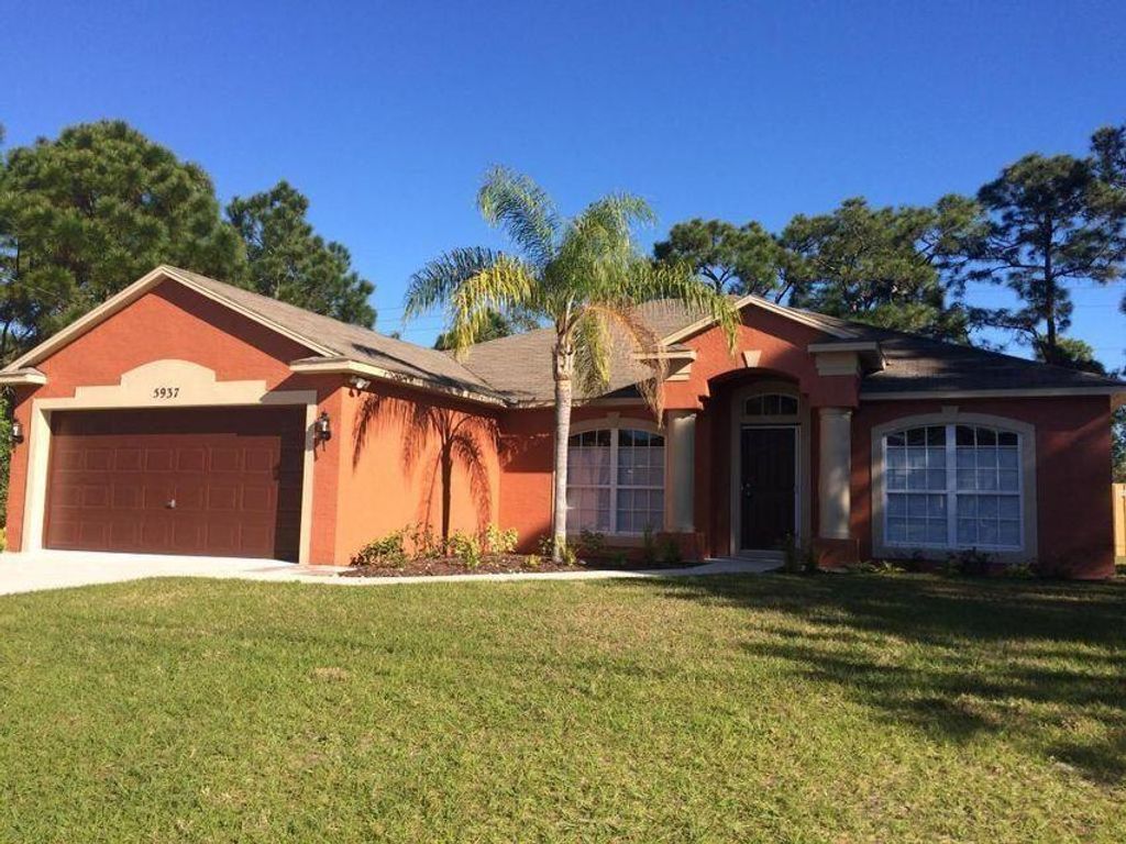 Photo of 5937 NW Baynard Drive, Port Saint Lucie, FL 34986 (MLS # R10970324)