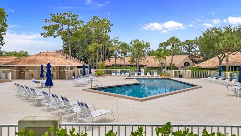 Photo of 1802 Rosewood Way, Palm Beach Gardens, FL 33418 (MLS # B26021400)