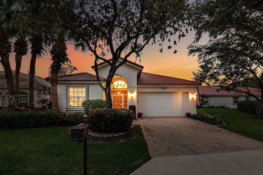 Photo of 12589 Via Ravenna, Boynton Beach, FL 33436 (MLS # R11119898)