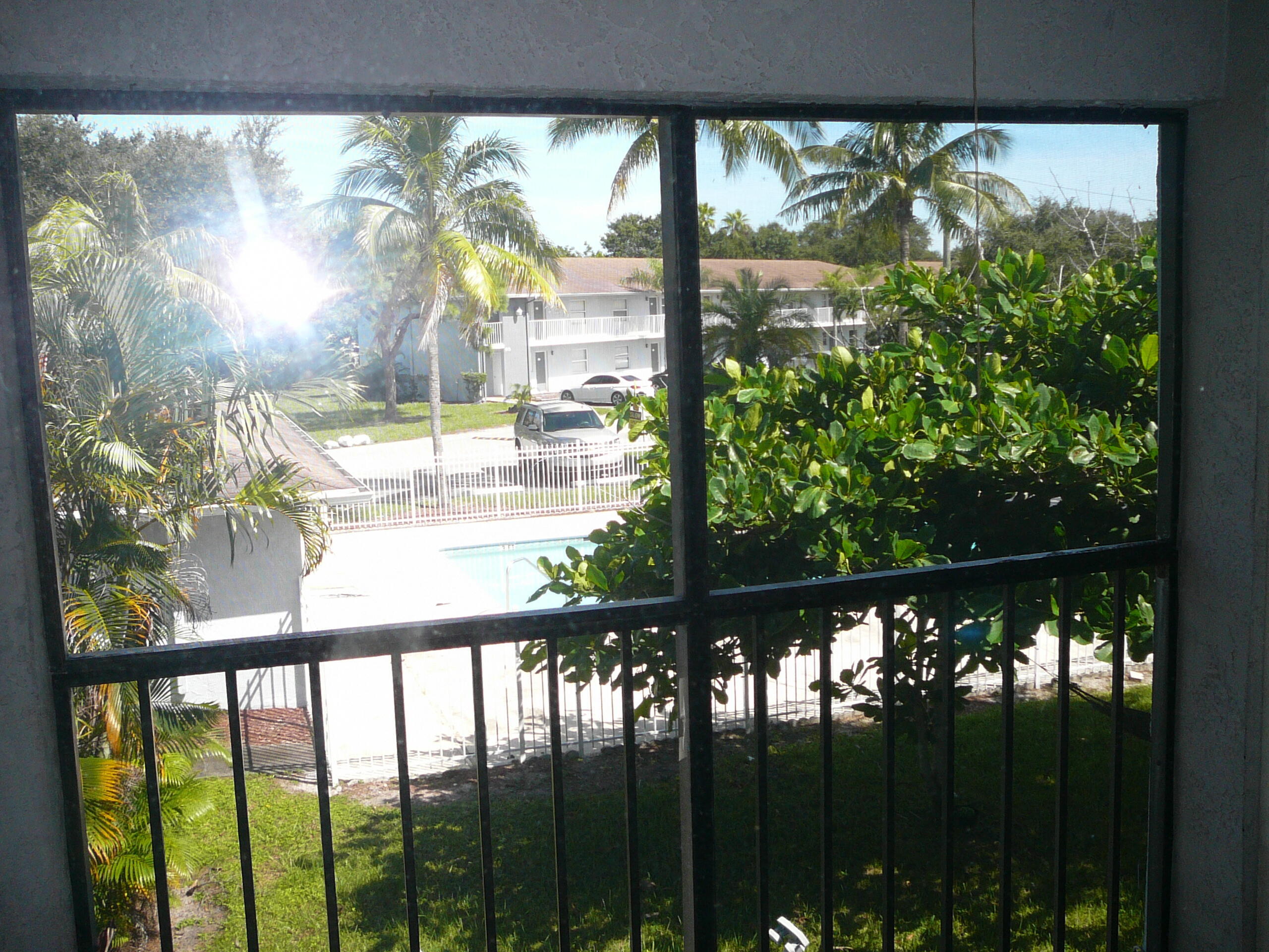 THE HEMINGWAY, A CONDOMINIUM - Residential