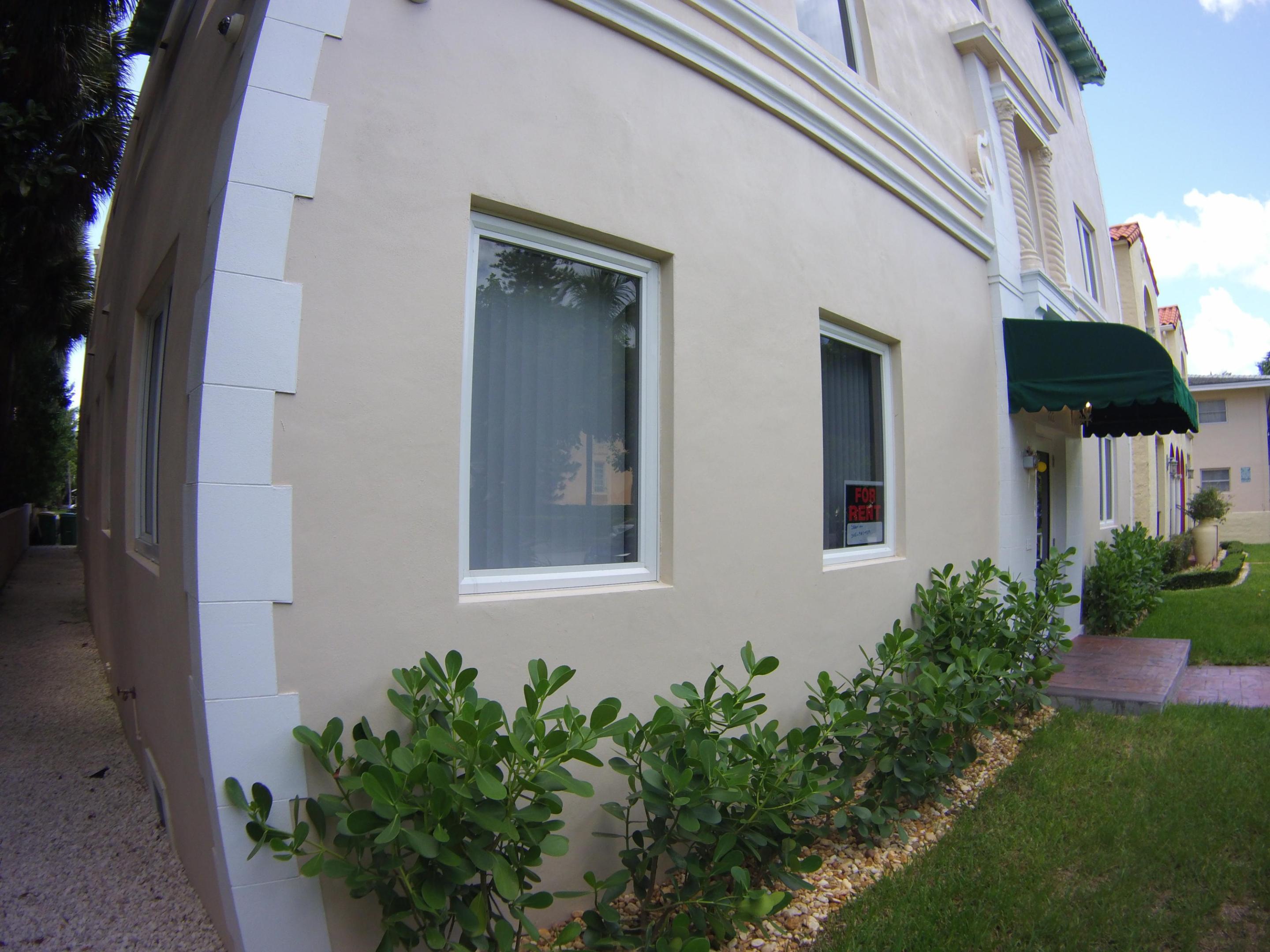 C GAB DOUGLAS SEC - Residential Lease