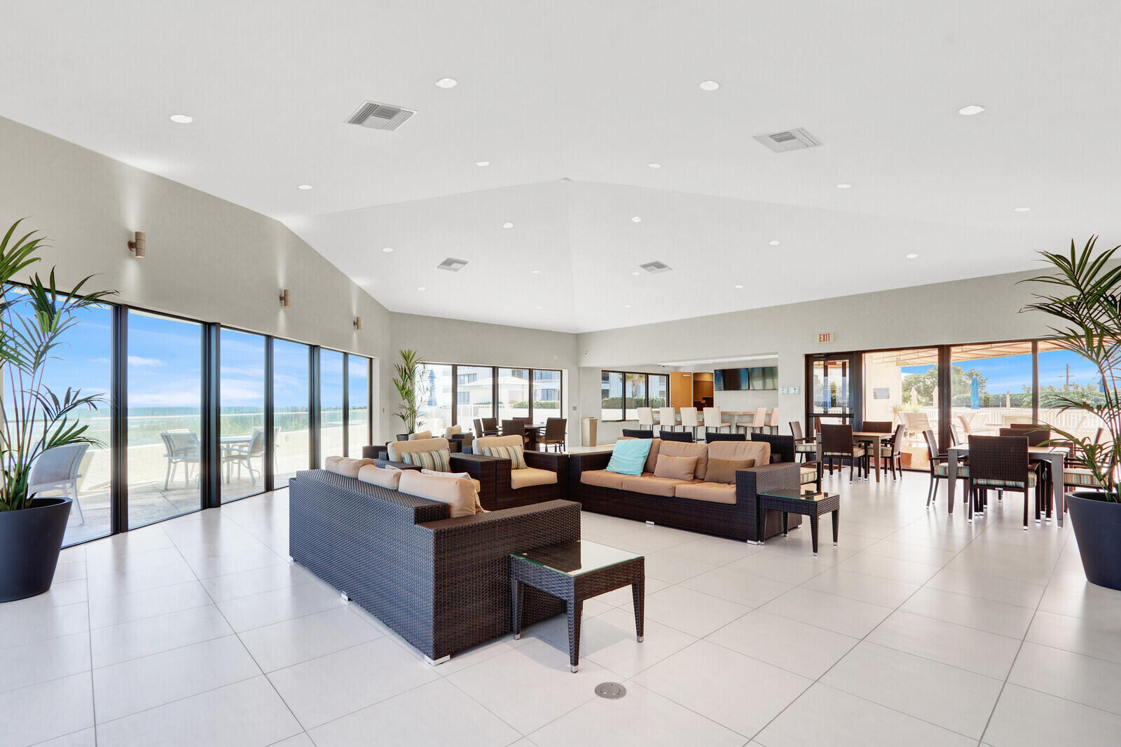 WATER GLADES CONDO - Residential