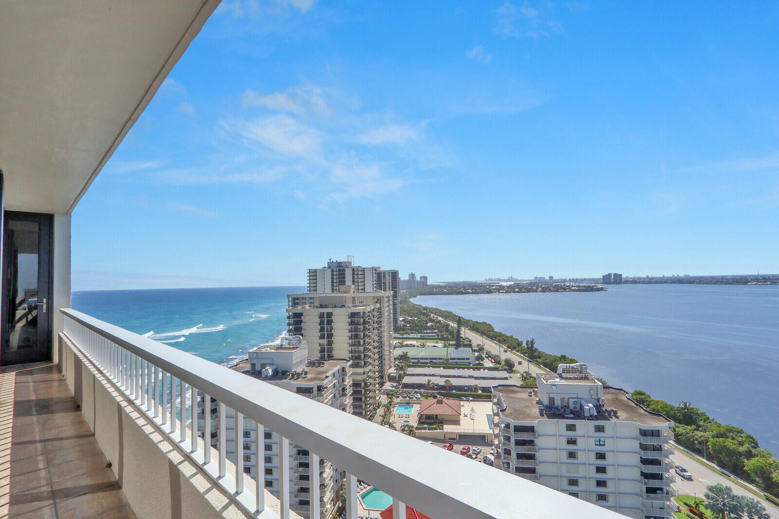 WATER GLADES CONDO - Residential