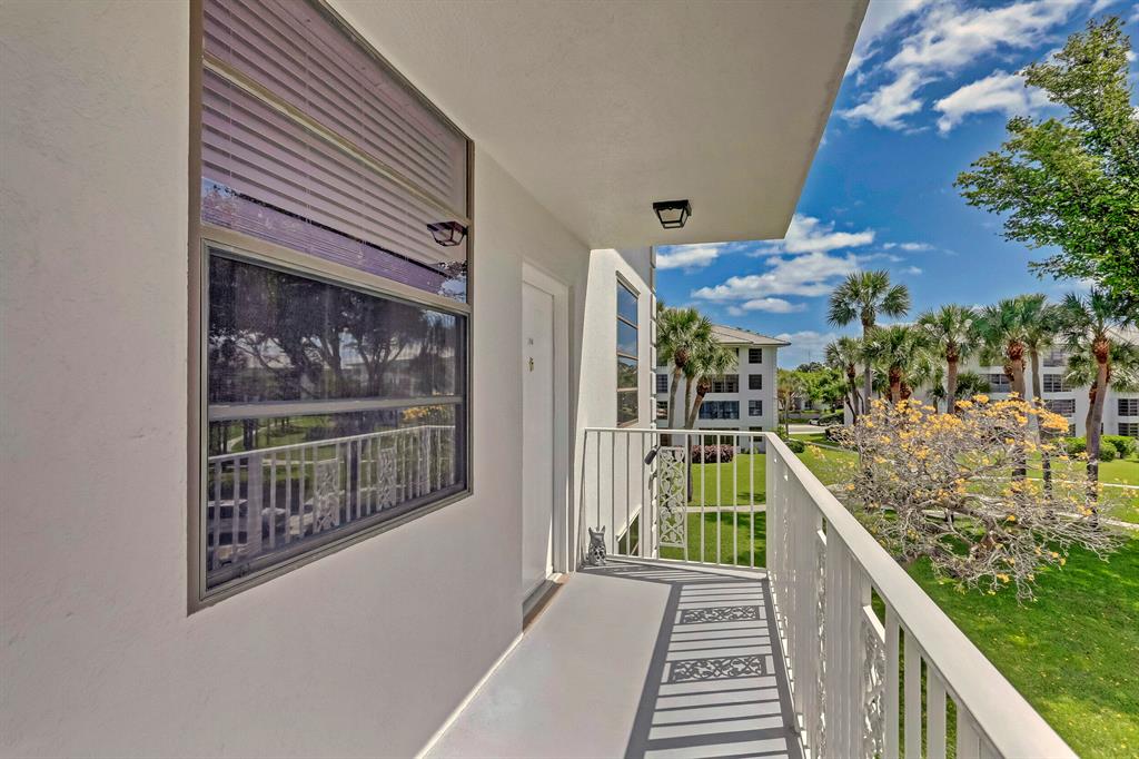 WHITEHALL CONDO OF THE LANDS OF THE PRESIDENT - Residential