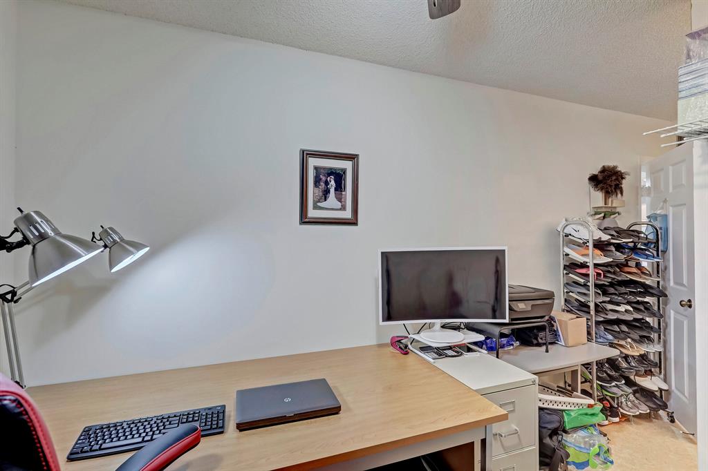 WHITEHALL CONDO OF THE LANDS OF THE PRESIDENT - Residential