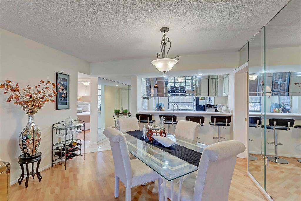 WHITEHALL CONDO OF THE LANDS OF THE PRESIDENT - Residential