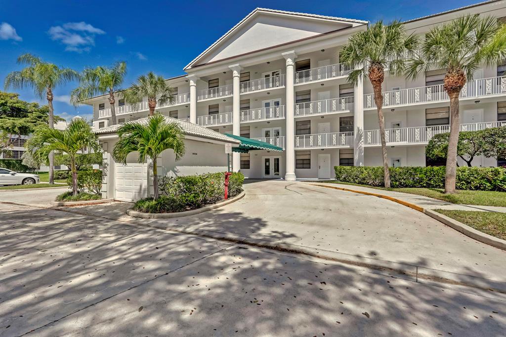 WHITEHALL CONDO OF THE LANDS OF THE PRESIDENT - Residential