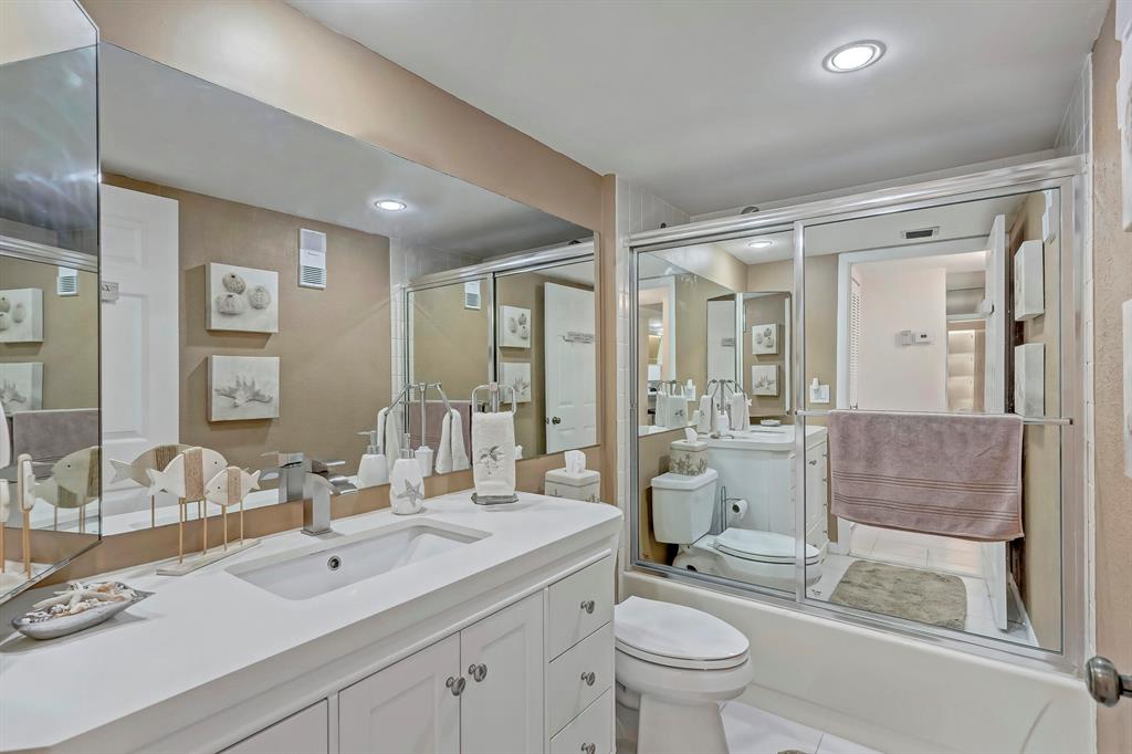 WHITEHALL CONDO OF THE LANDS OF THE PRESIDENT - Residential