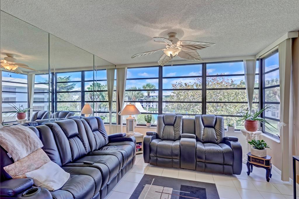 WHITEHALL CONDO OF THE LANDS OF THE PRESIDENT - Residential