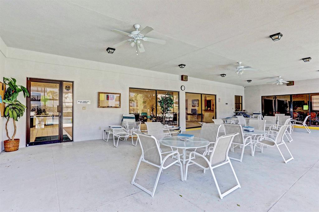 WHITEHALL CONDO OF THE LANDS OF THE PRESIDENT - Residential