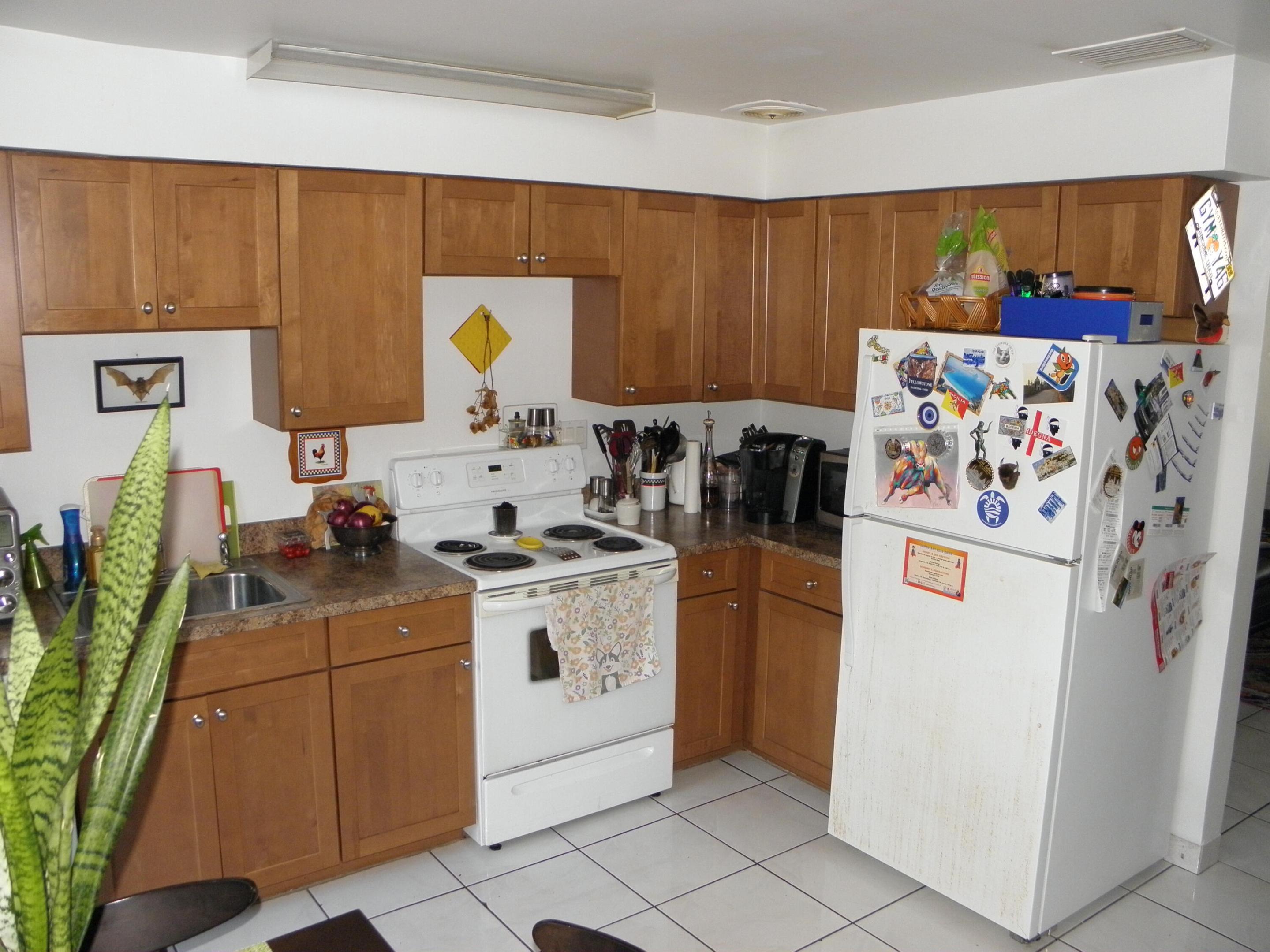 LAUDERDALE BEACH - Residential Income