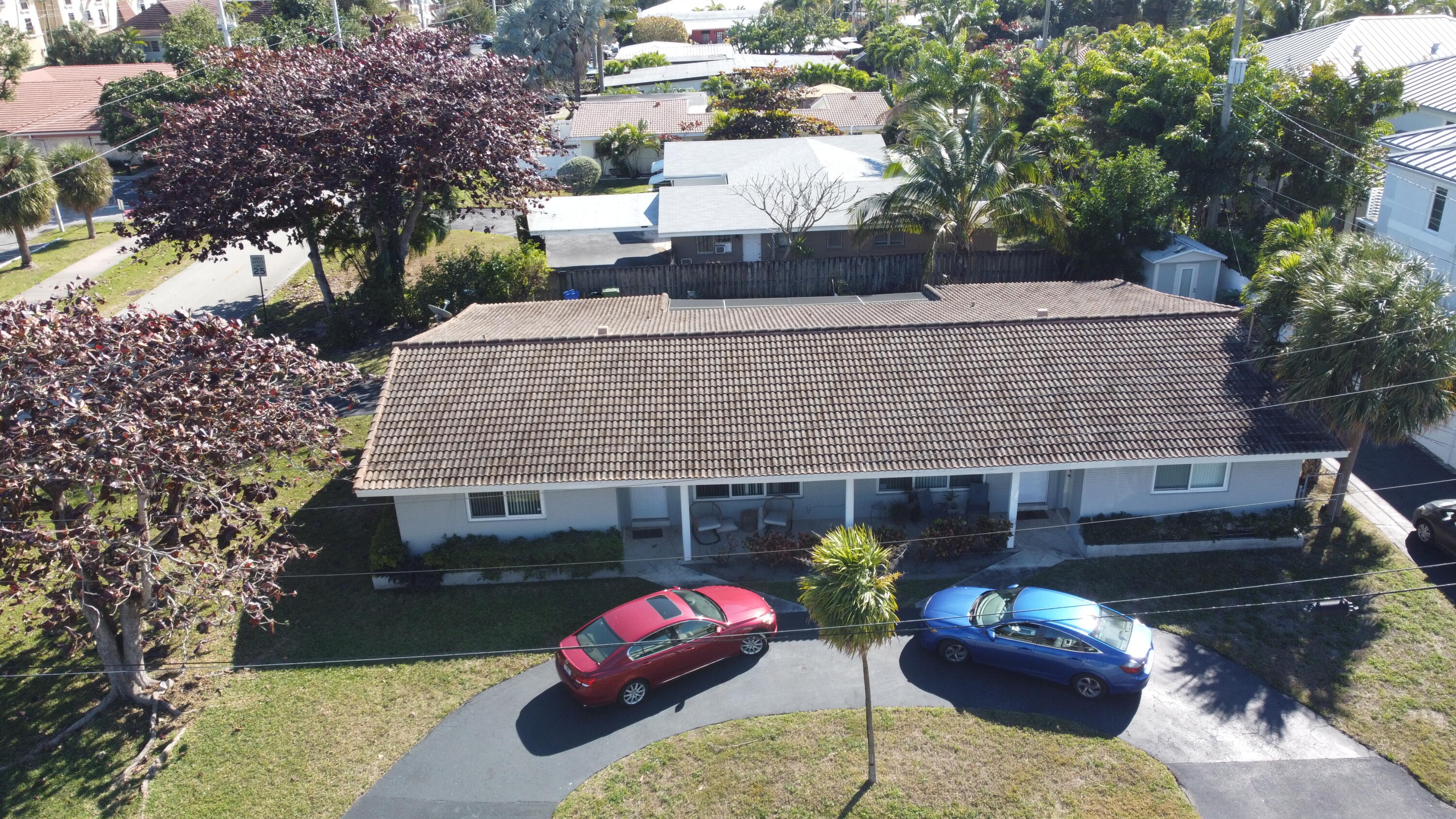 LAUDERDALE BEACH - Residential Income