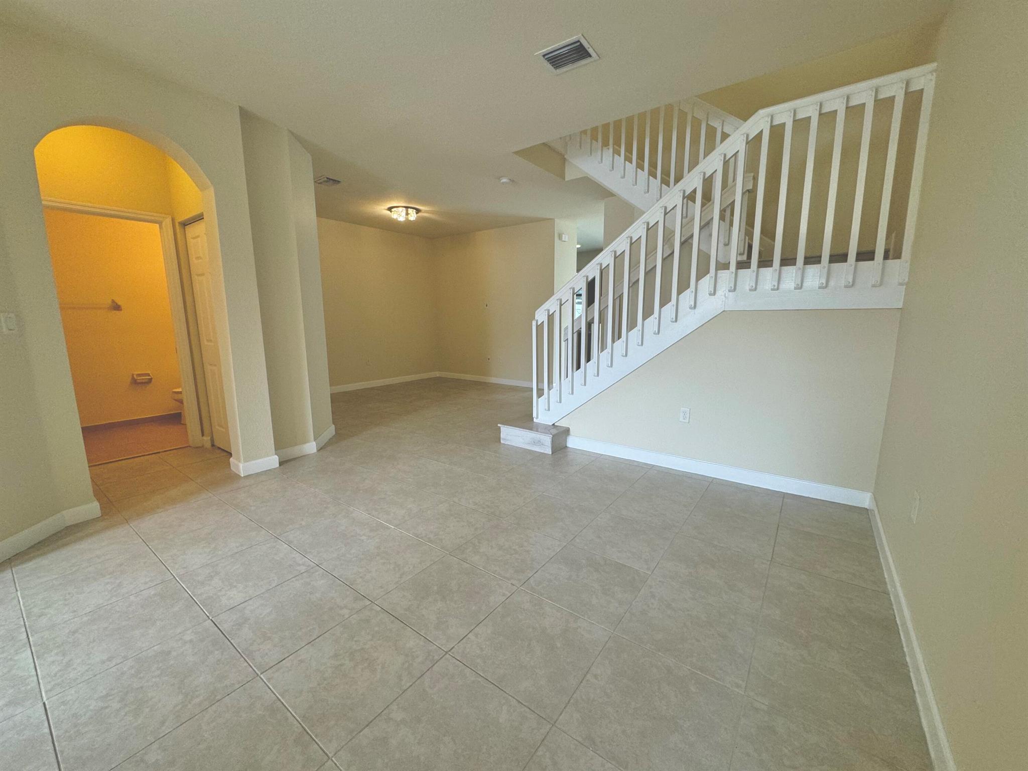 BELLAGIO - Residential Lease