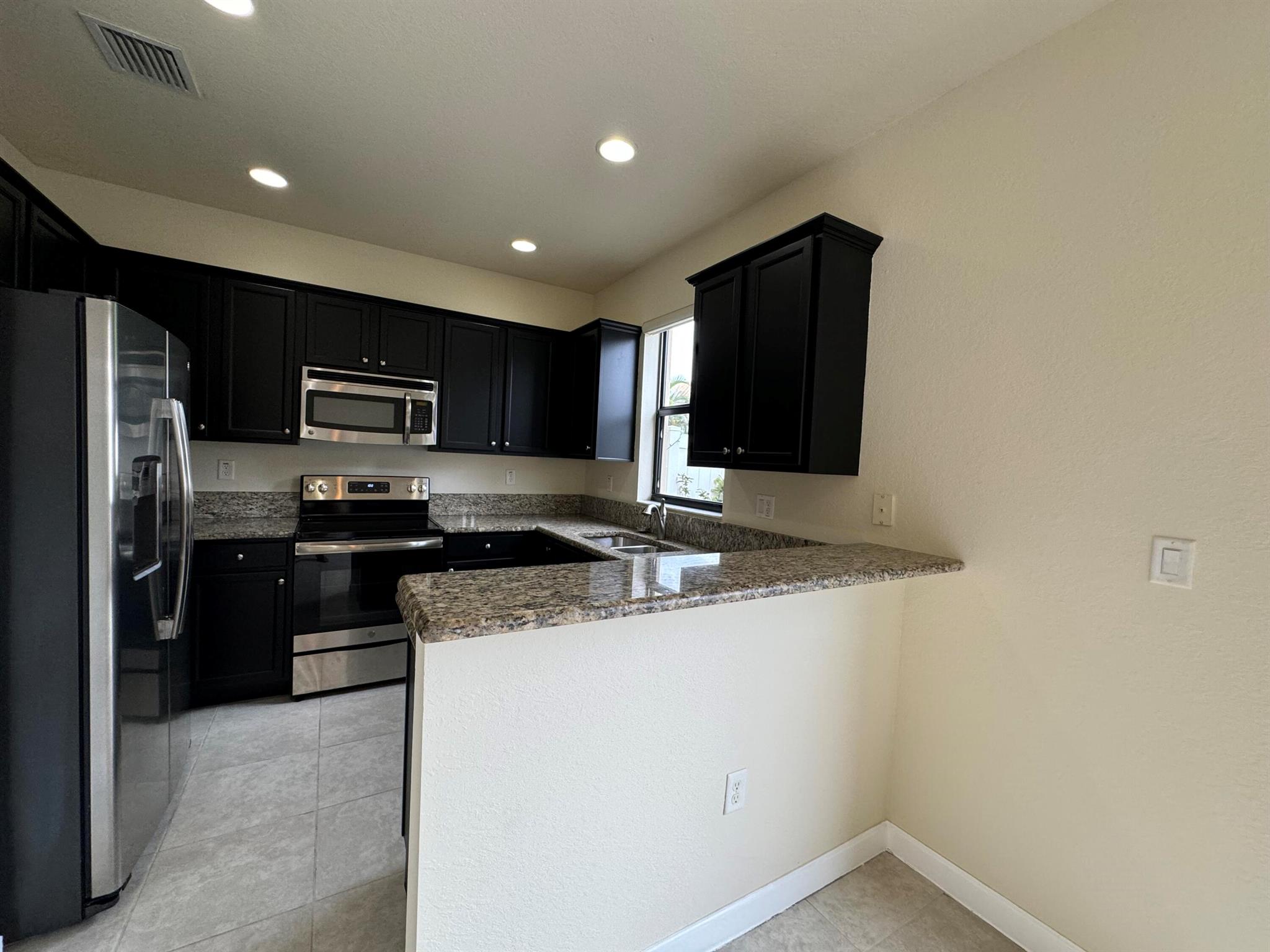 BELLAGIO - Residential Lease