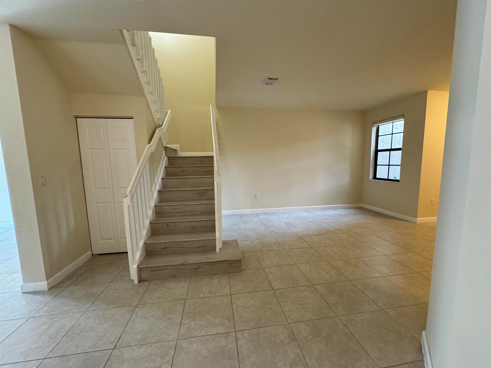 BELLAGIO - Residential Lease