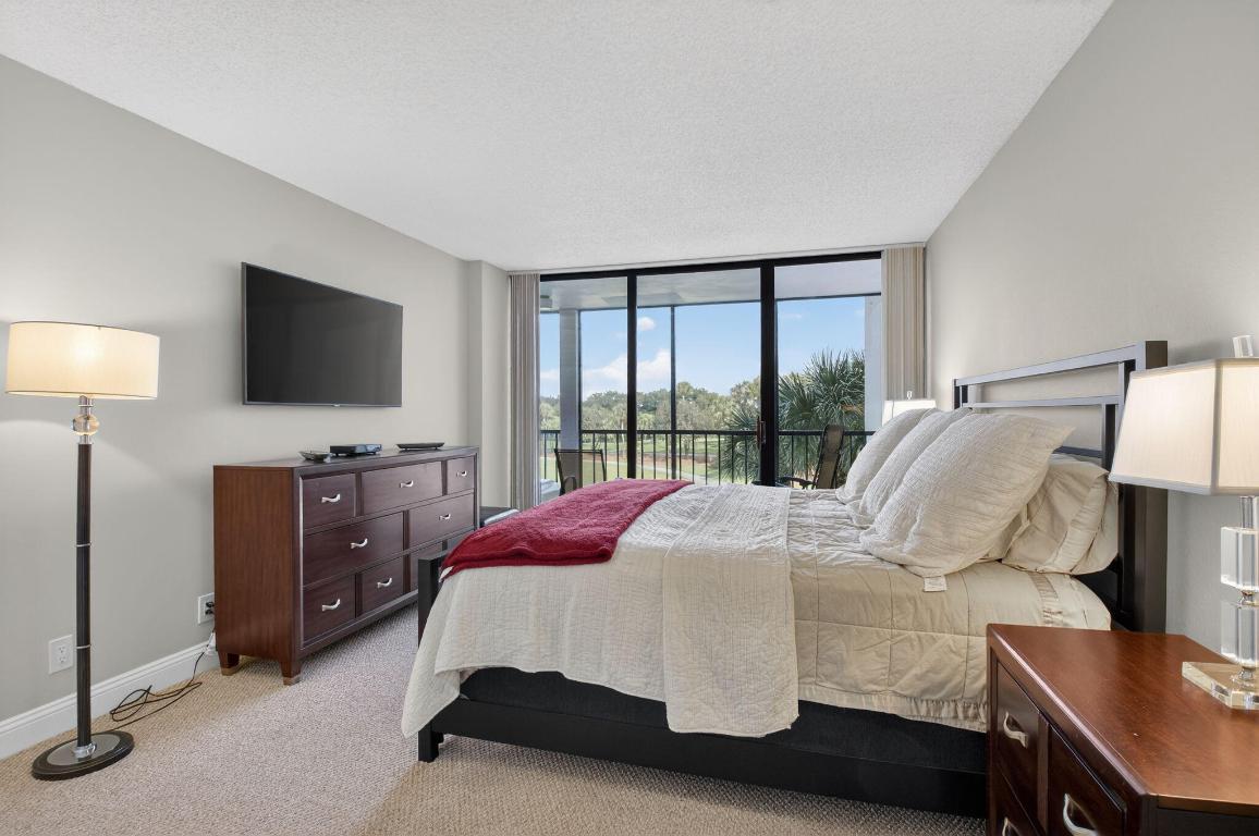 WILLOW WOOD MIDRISE CONDO - Residential