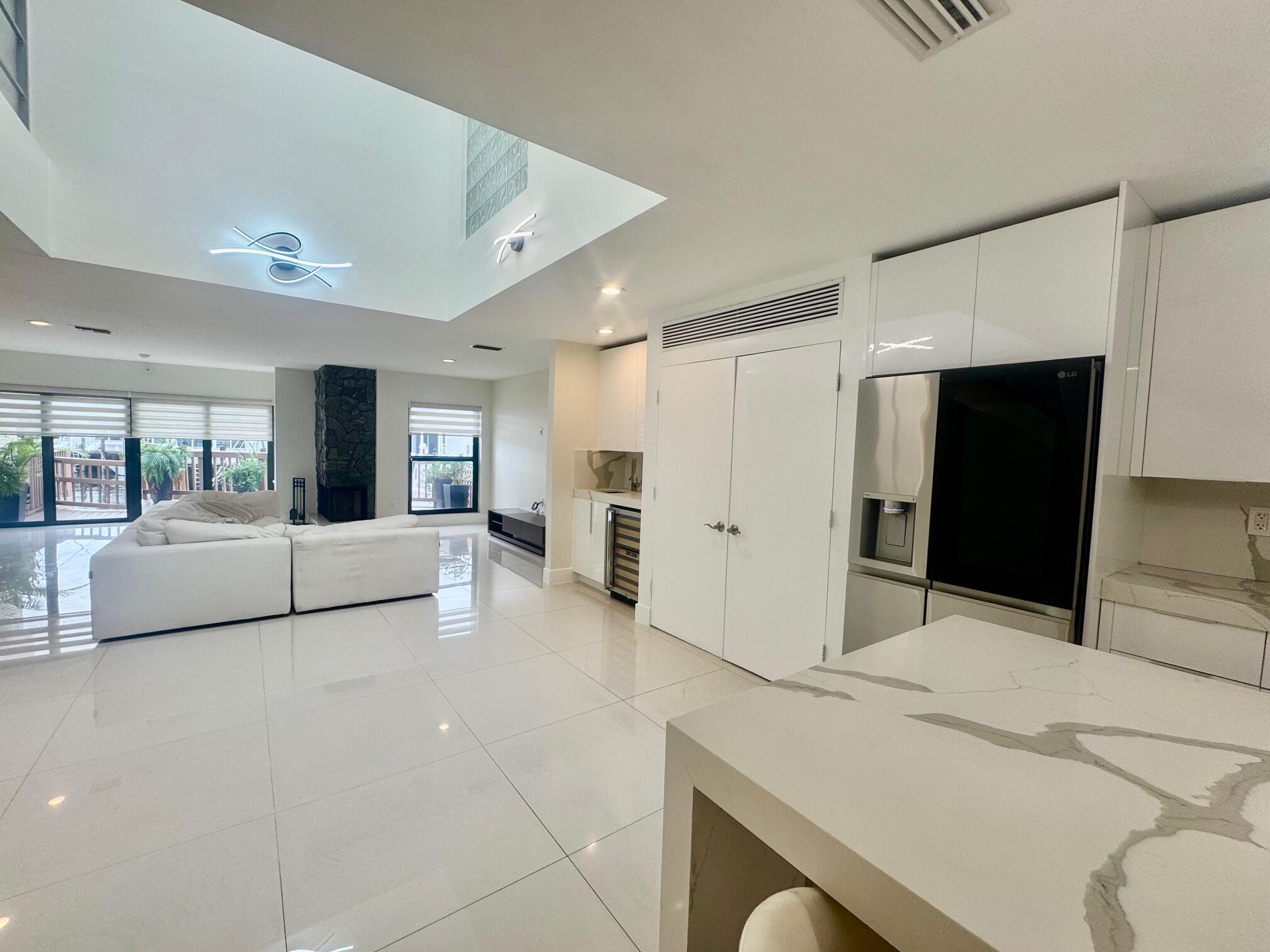 1127 Boca Cove Lane 3