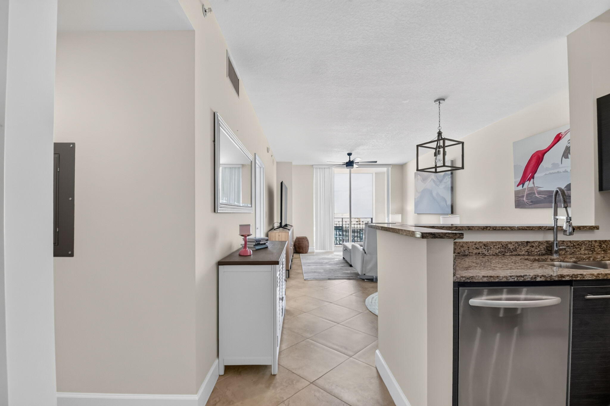 550 OKEECHOBEE Boulevard 1618