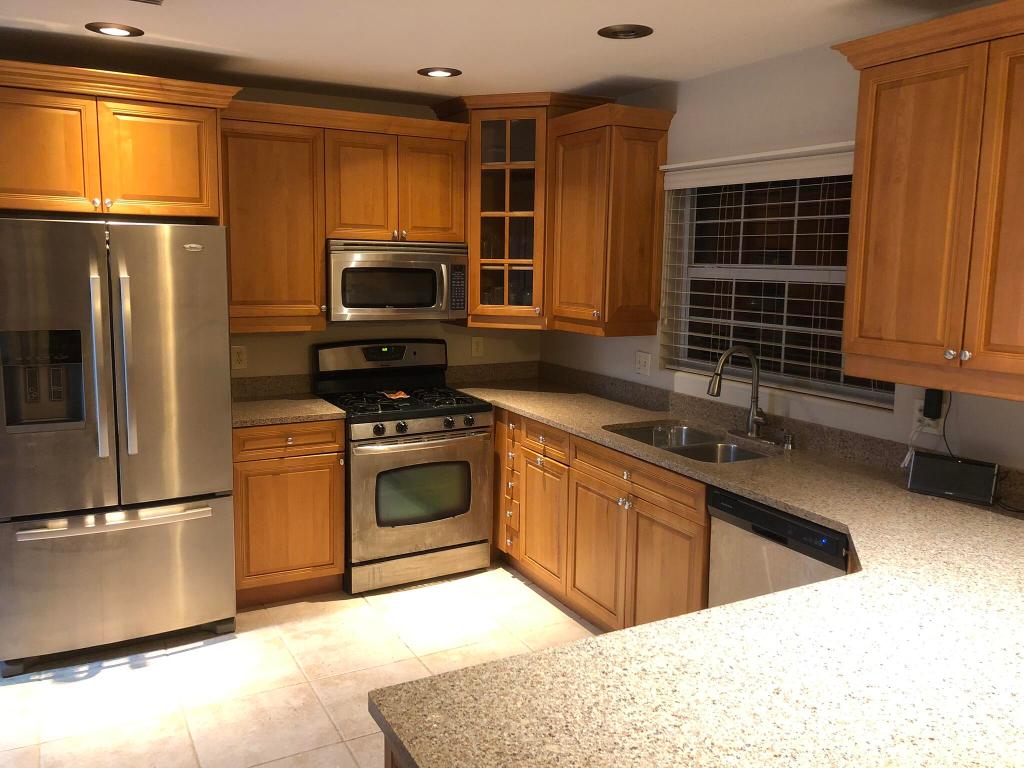 METES AND BOUNDS - Land