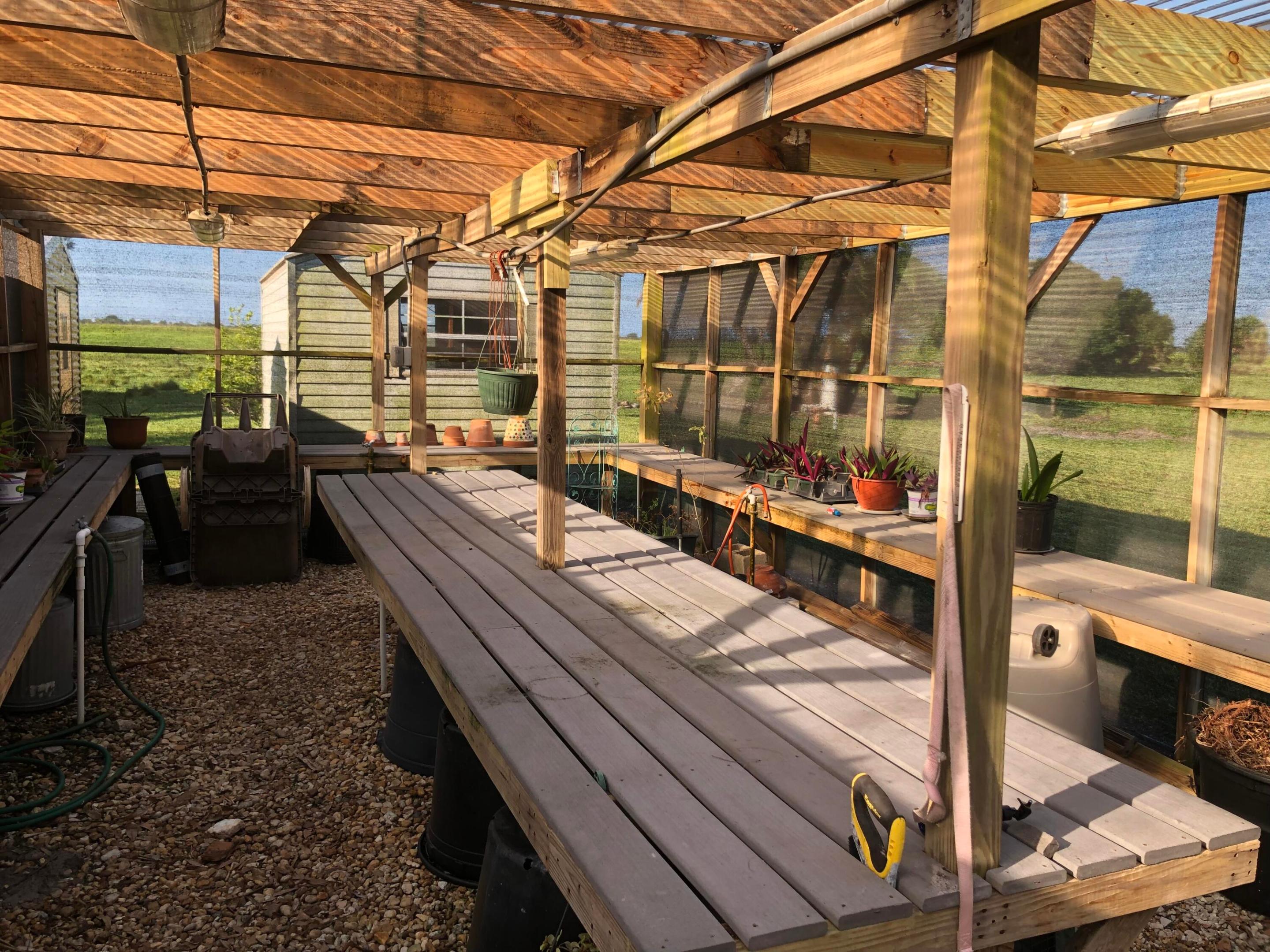 METES AND BOUNDS - Land