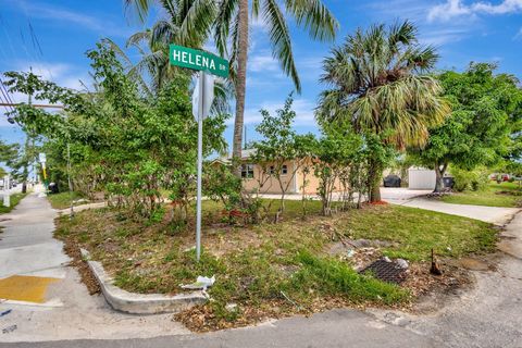 A home in Lake Worth